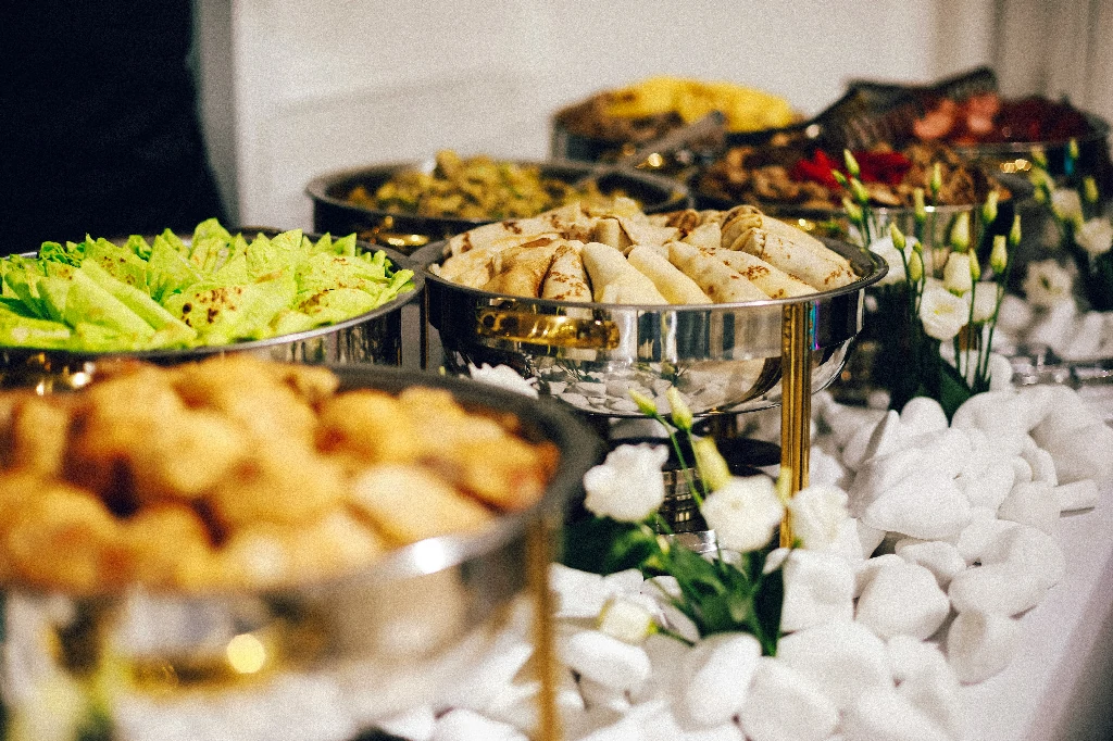 Sajian catering nusantara lezat untuk acara hajatan dan syukuran